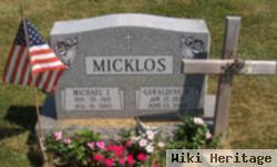 Michael J "mike" Micklos