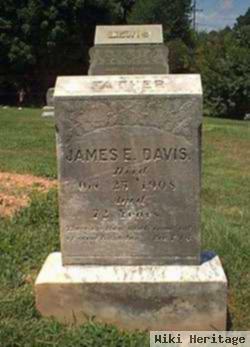 Pvt James E Davis