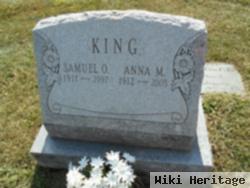 Anna M King