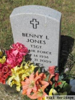 Benny L Jones