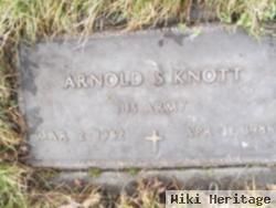 Arnold S Knott