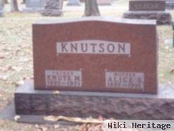 Alice S Knutson