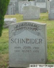 John Schneider