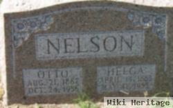 Helga Nelson