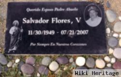 Salvador V Flores