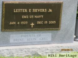 Lester F Siewers, Jr