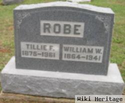 William W Robe