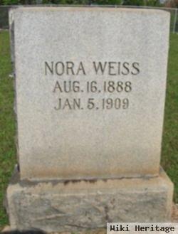 Nora Weiss