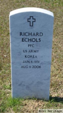 Richard Echols