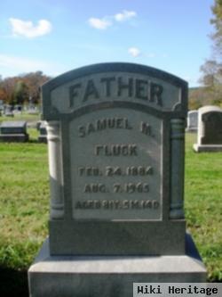 Samuel M Fluck