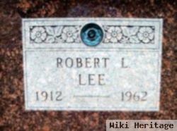 Robert L Lee