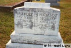 Vesta Holt