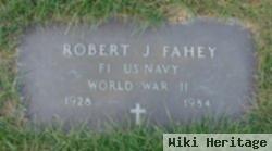 Robert J Fahey