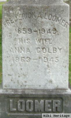 Anna Colby Loomer