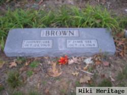 Johnny Lee Brown