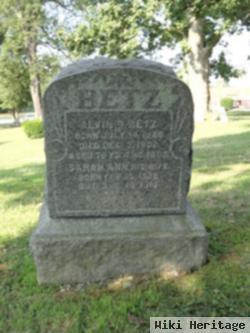 Alvin D Betz