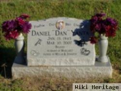 Daniel "dan" Yanta