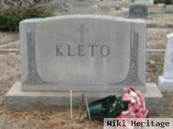 Helen Kapoulas Kleto