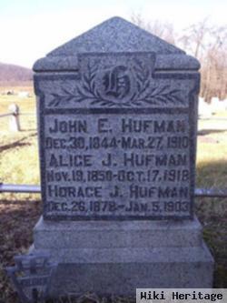 Pvt John E Hoffman