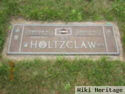 Edward M Holtzclaw