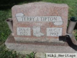 Terry J "tippy" Tipton