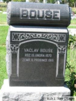 Vaclav F Bouse