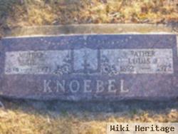 Elsie E Knoebel