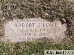 Robert J. Lowe