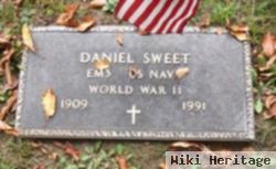 Daniel Sweet