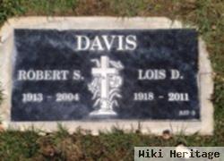 Robert S Davis