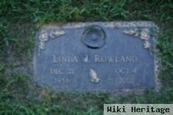 Linda J Rowland