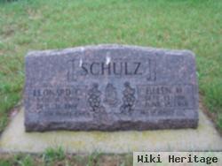 Helen M Schulz