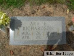 Ara E Richardson