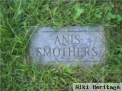 Anis Smothers