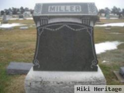 Carrie L Kettelhut Miller