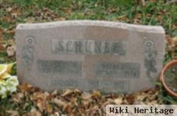 Elizabeth Minne Schunke