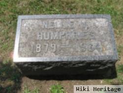 Nellie V Humphries