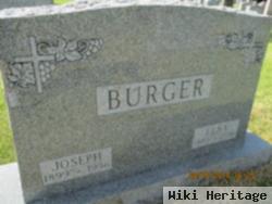 Elsa Burger