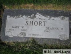 Deanna M Short