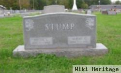 Hattie L Stump