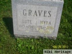 Lute Graves