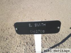 Earl L Smith