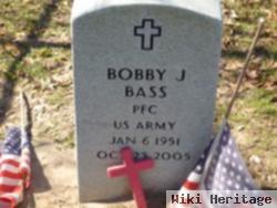 Bobby J Bass