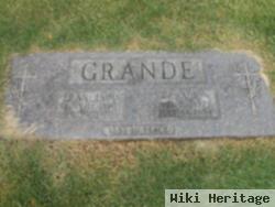 Grace Grande