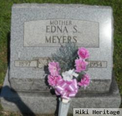 Edna S Meyers