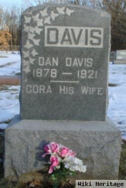 Daniel "dan" Davis