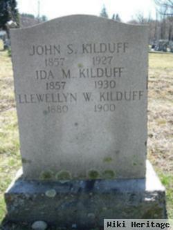 Llewellyn W Kilduff