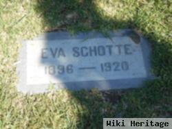 Eva Schotte