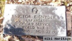 Pvt Victor E Snyder