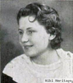 Agnes M Nesgooda